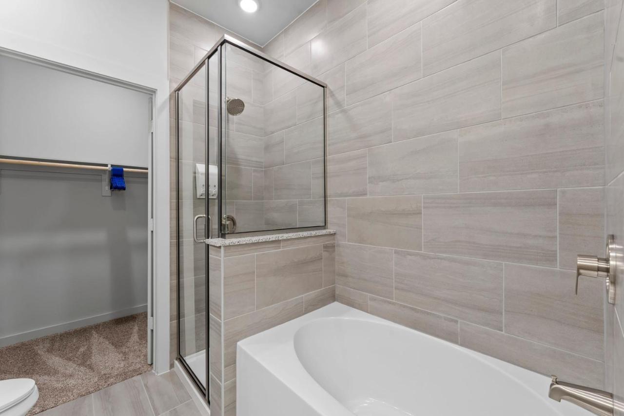 Apartamento Luxury Central Apts - Free Parking, Gym, Fast Wifi Austin Exterior foto
